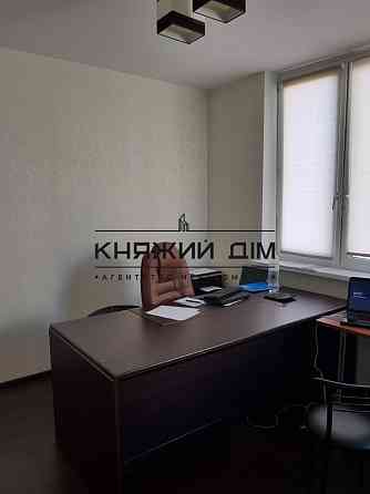Продаж офісне приміщення на Гмыри Бориса ул. поверх - 17/17 Київ