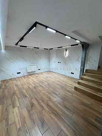 Оренда офісне приміщення на Мазепи Івана вул., 10, корп. з приміщень - 1, поверх - 1/1 Kiev