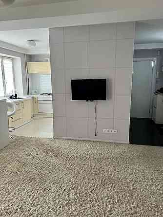 Оренда Квартира 2-кімнатна, 3/5 поверх на Кубанської України, 19 Киев