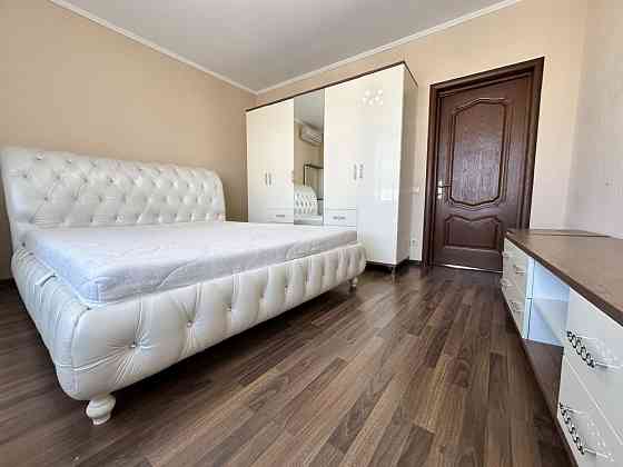 Продаж Квартира 3-кімнатна, 18/23 поверх на Днепровская наб. вул., д. 19В Київ