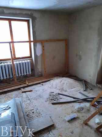 Продаж Квартира 3-кімнатна, 1/1 поверх на Опришівська Івано-Франківськ