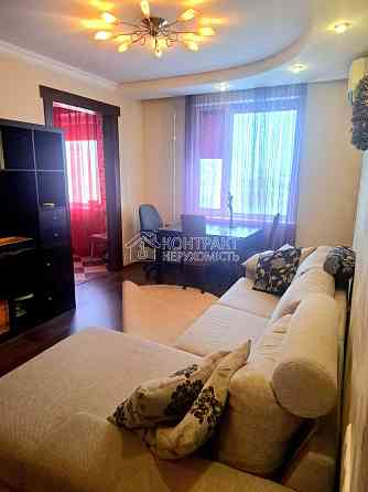 Продаж Квартира 3-кімнатна, 9/9 поверх на вул. Продольная Харків