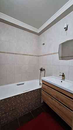 Оренда Квартира 1-кімнатна, 13/17 поверх на Драгоманова, 12 Kiev