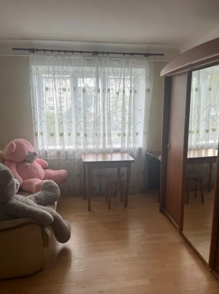 Оренда Квартира 1-кімнатна, 2/5 поверх на Верховної Ради, 27 Київ - фото 2