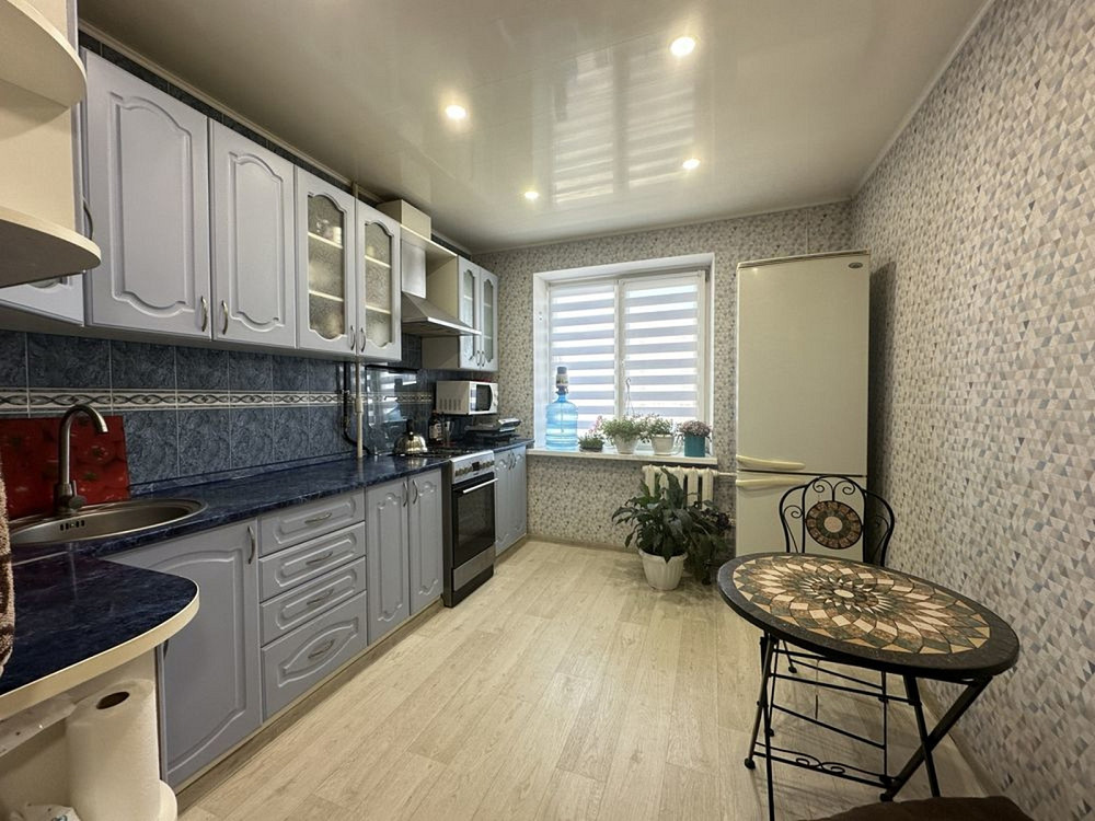 Продаж Квартира 3-кімнатна, 6/9 поверх на Осенняя ул., 13 Дніпро - фото 1