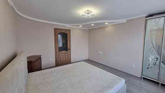 Оренда Квартира 2-кімнатна, 6/9 поверх на Коновальця вул., 130 Івано-Франківськ