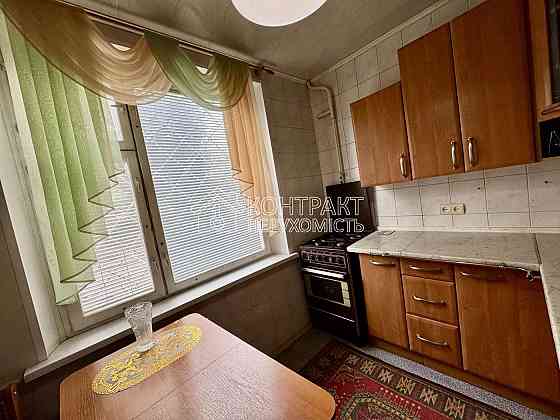 Продаж Квартира 3-кімнатна, 1/12 поверх на вул. Жуковського Kharkiv