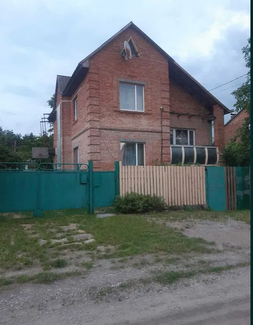 Міцний двоповерховий цегляний будинок. Кропивницький - фото 1