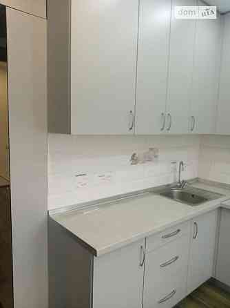 Оренда Квартира 2-кімнатна, 17/24 поверх на Харьковское шоссе Киев