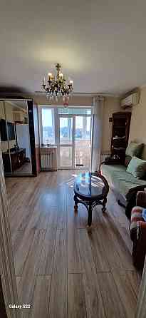 Оренда Квартира 2-кімнатна, 4/8 поверх на Гетьманська, 1 Київ