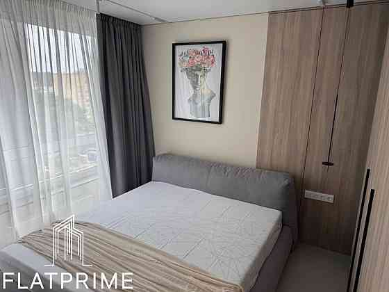 Продаж Квартира 1-кімнатна, 7/25 поверх на Ужгородський вул., д. 4/1 Kiev