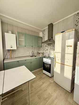 Продаж Квартира 1-кімнатна, 1/6 поверх на вул. Новоолександрівська Kharkiv