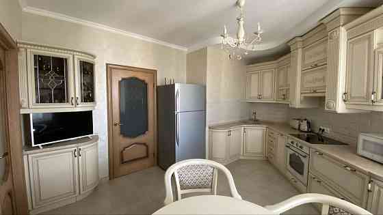 Продаж Квартира 2-кімнатна, 15/25 поверх на Бакинська вул., д. 37-В Київ