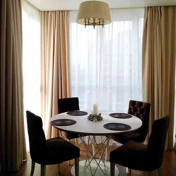 4-кімнатна, Метрологічна вул., 42, Голорсіївський Kiev