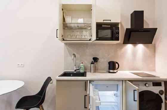 Оренда Квартира 1-кімнатна, 3/3 поверх на Гаванная ул., 2 Одеса