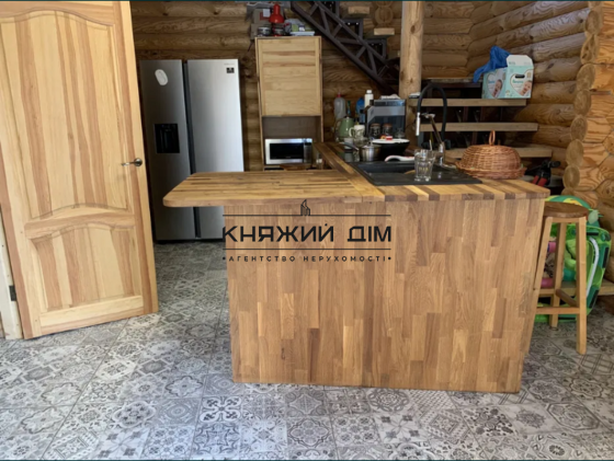 ПРОДАЁТСЯ ЭКО-ДОМ СО СРУБА В ЛЕСУ ВОЗЛЕ ОЗЕРА с.Малая Александровка Бориспольского района 