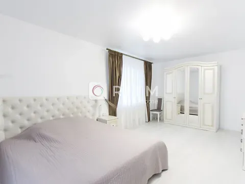 Продаж 2-поверховий   202 кв.м 4 кімн. на Спортивна вулиця 21 Луцьк - фото 4