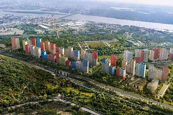 3-кімнатна, Наддніпрянське шосе, 2а, Голосіївський Kiev