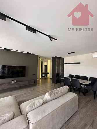 Продаж двокімнатної великої квартири в центрі міста Uzhhorod