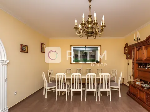 Продаж 2-поверховий   250 кв.м 5 кімн. на Горіхівська вулиця 118Б Чернівці - фото 4