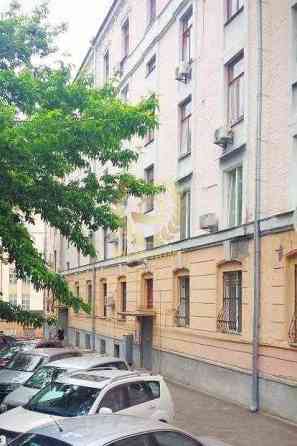 Продаж Квартира 2-кімнатна на Василия Тютюнника ул., 32 Kiev
