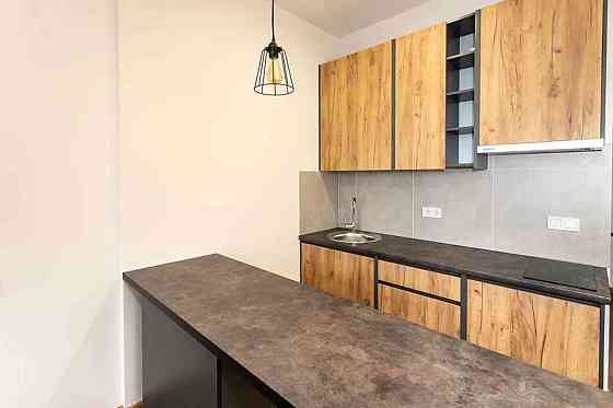 Оренда Квартира 1-кімнатна на Кадетский гай ул., 10 Київ