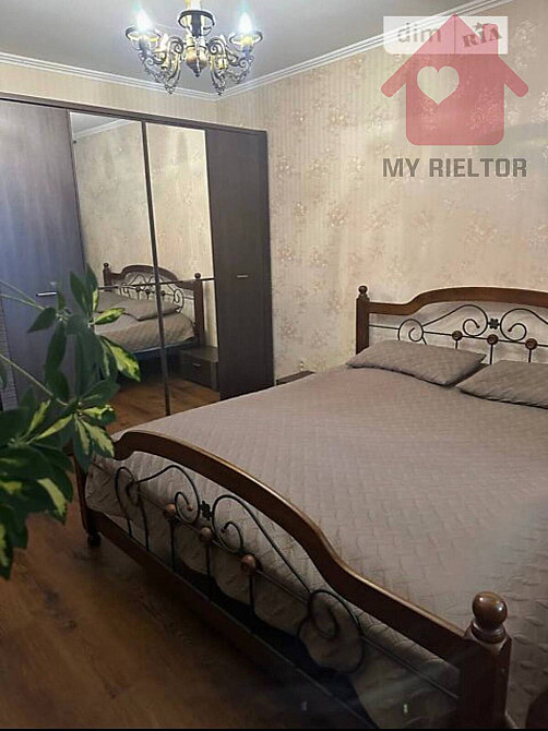 Продаж Квартира 4-кімнатна, 2/9 поверх на Богомольця Ужгород - фото 1