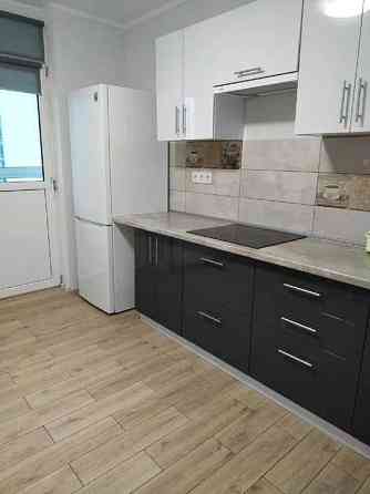 Оренда Квартира 1-кімнатна, 12/25 поверх на ул. Урловская Kiev