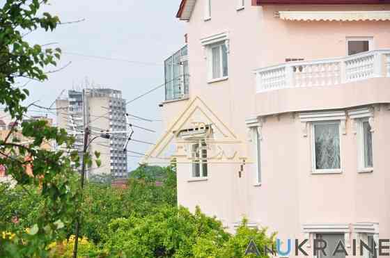 Новый 3-х этажный Дом с евроремонтом. Одесса