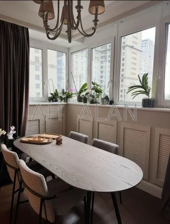 Продаж 4к Квартира 130 кв.м Новопечерські Липки Київ