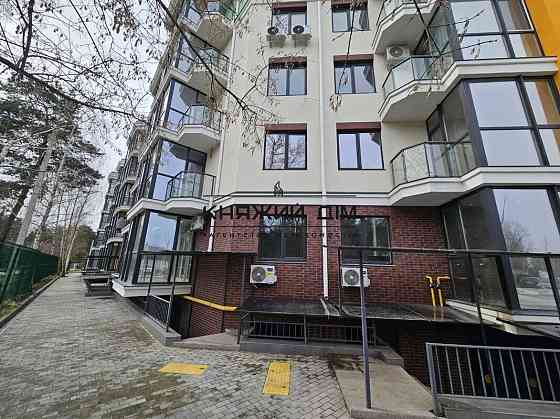 Оренда приміщення вільного призначення на Радистов ул. поверх - -1/7 Київ