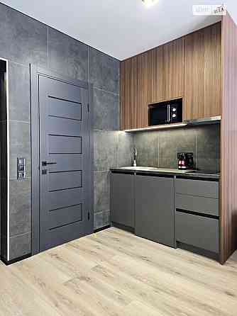 Оренда Квартира 1-кімнатна, 2/24 поверх на проспект Повітряних Сил, 56б Kiev