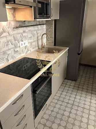 Продаж Квартира 1-кімнатна на Просвещения ул., 16 Киев