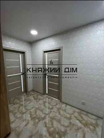 Оренда Квартира 2-кімнатна, 2/27 поверх на Вишняковская ул. Київ