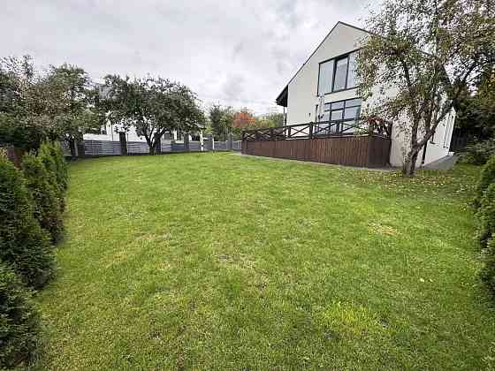 Продаж 2-поверховий Будинок з ділянкою 6 сот 200 кв.м 4 кімн.  Винники