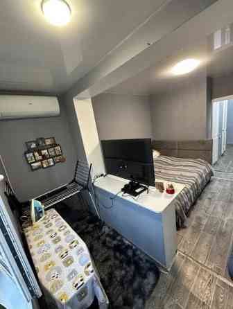 продам  3х комнатную квартиру + рядом готовый бизнес. Одесса