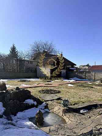 Продаж Будинок 3-кімнатний на Солнечная ул., 1 Kiev