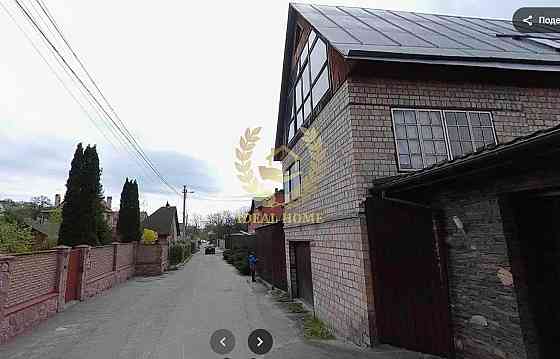 Продам будинок біля Голосіївського парку в оточенні озер. Киев