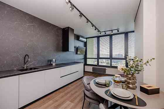 Продаж Квартира 3-кімнатна, 20/26 поверх на Каховская, 62а Київ