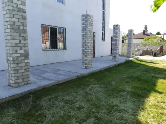 Продаж 2-поверховий Будинок з ділянкою 10 сот 210 кв.м 5 кімн. на кролевецька Дніпро