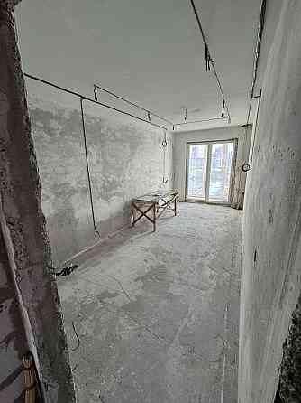 Продаж Квартира 3-кімнатна, 8/9 поверх на Вершигори Петра вул., д. 8 Kiev