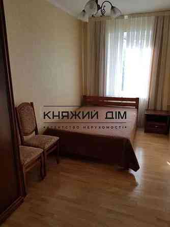 Оренда Квартира 3-кімнатна, 3/5 поверх на Леси Украинки бульв. Київ