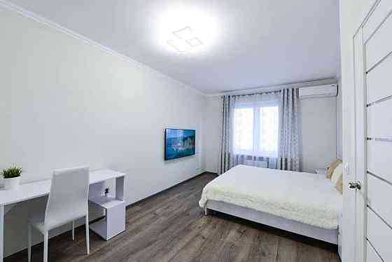 Оренда Квартира 1-кімнатна, 14/25 поверх на Ревуцького, 48 Київ