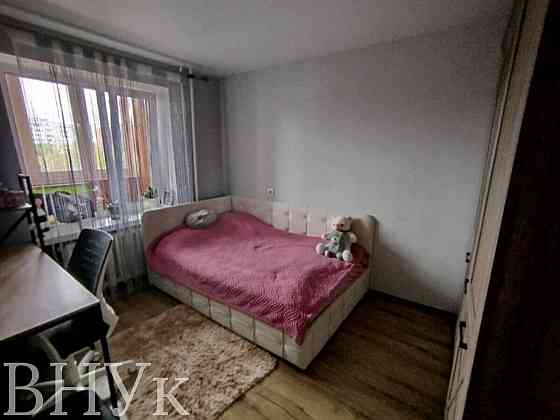 Продаж Квартира 4-кімнатна, 5/9 поверх на Соборності Луцьк