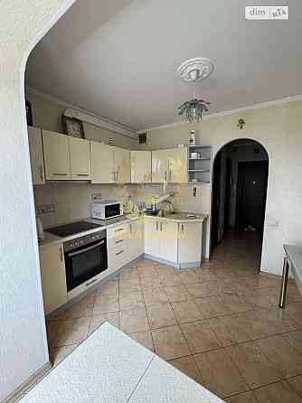 Продаж Квартира 1-кімнатна, 7/18 поверх на Академика Ефремова ул., 25 Киев