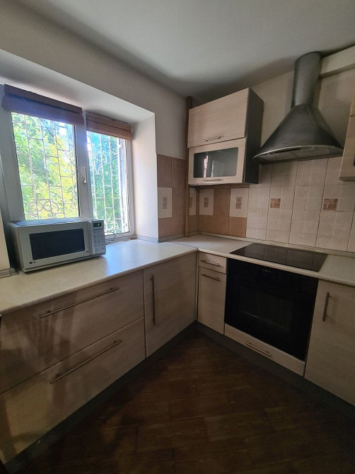 Продаж 2к Квартира 43 кв.м Віталія Скакуна вул. Kiev - photo 2