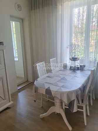 Продаж Квартира 3-кімнатна, 3/4 поверх на вул. Глобінська Харків