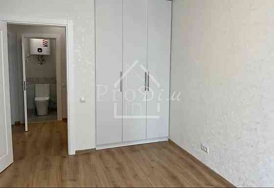 Продаж Квартира 2-кімнатна, 6/25 поверх на Дніпровська набережна, 18б Kiev