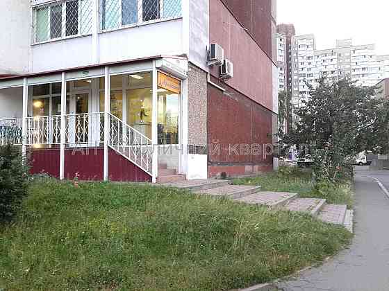 Оренда Будинок 4-кімнатний на Заболотного Академіка вул., 42 Kiev