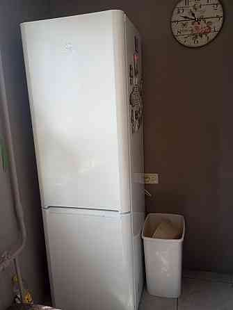 Оренда Квартира 1-кімнатна, 5/9 поверх на Ореста Левицького, 3 Киев